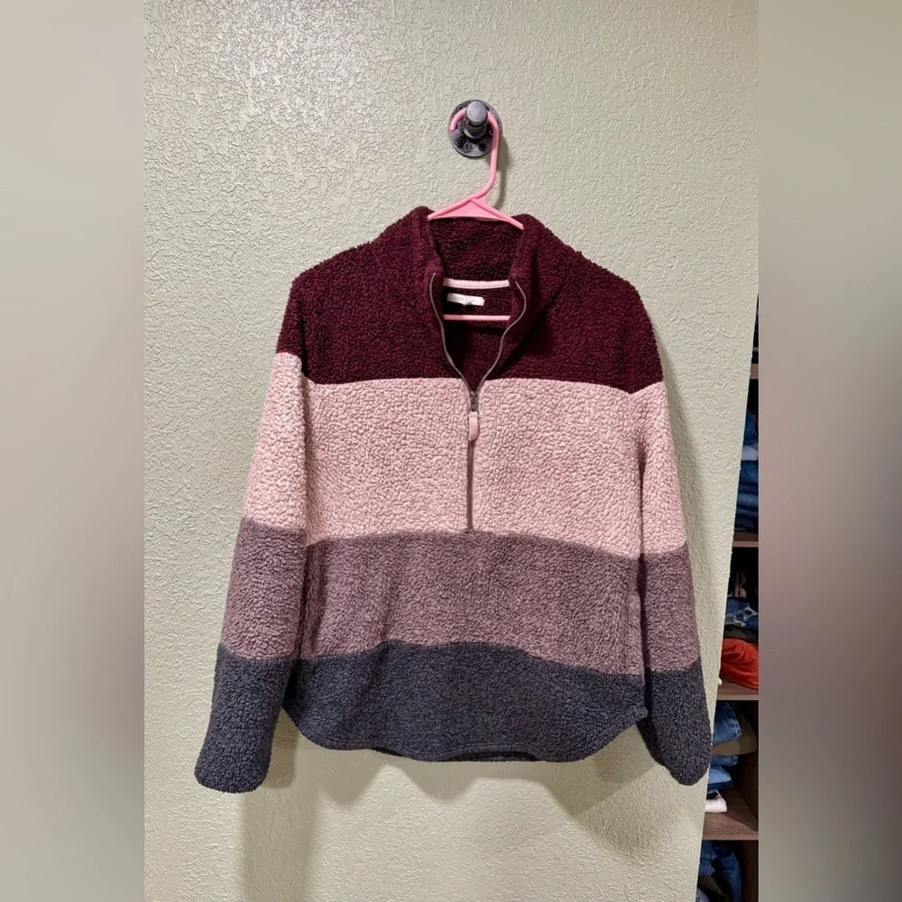 Maurices Pull Over size M